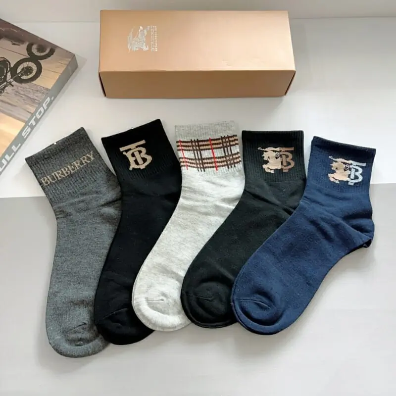 burberry chaussettes pour homme s_122773b2